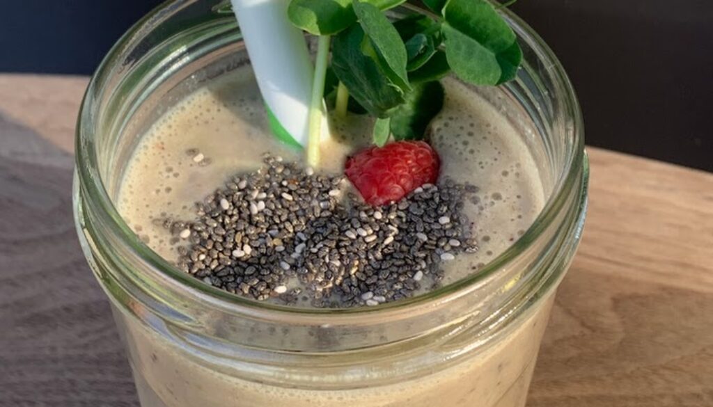 LICUADO FRUTOS ROJOS 3